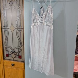 Women's Nightgown